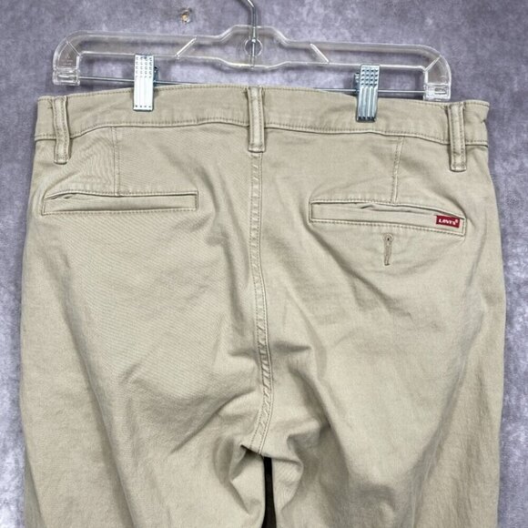 Levis XX Chino Pants Mens Tag 33x32 (33x30) Tan Standard Taper Casual - Picture 6 of 8